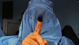 female afghani voter.JPG